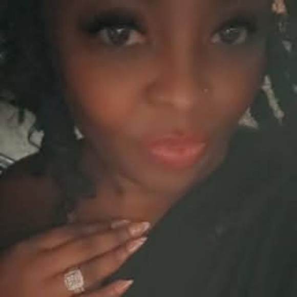 tanishasantrell